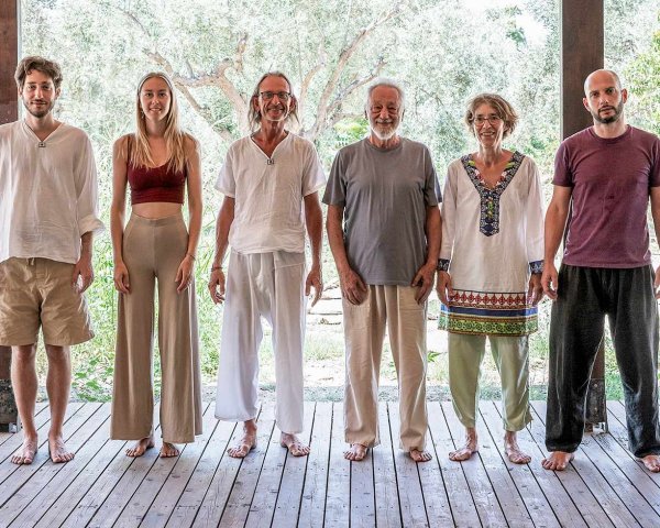 Referent:in: Iliohoos Team