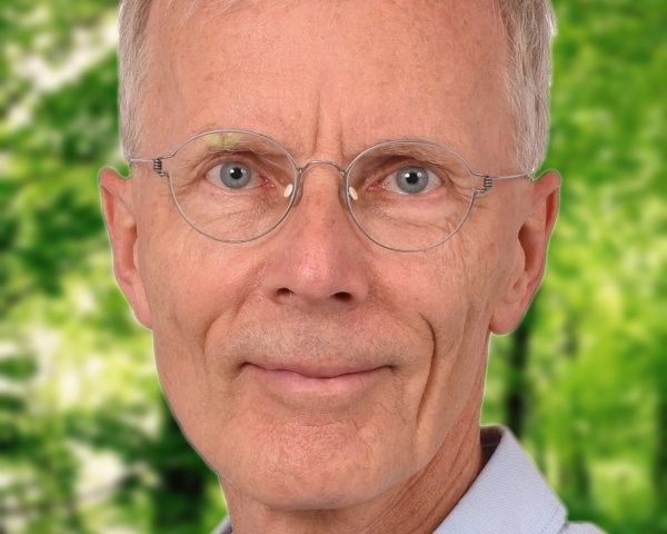 Referent:in: Thomas Frister